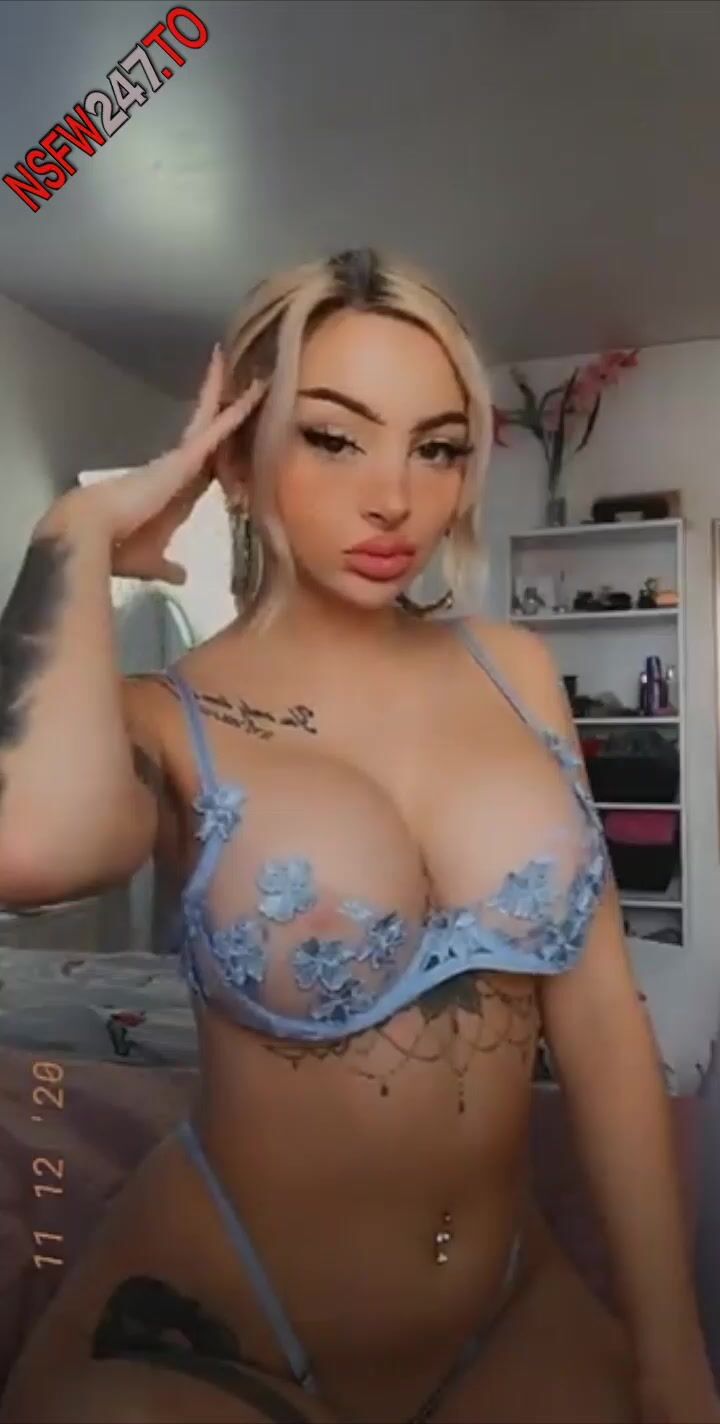 Celine Centino Riding My Fav Toy Snapchat Premium Porn Videos