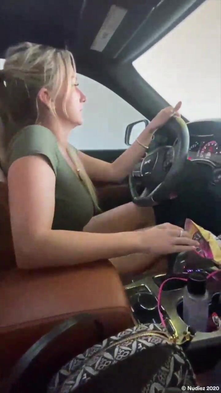 Emily Knight Playing W My Pussy In The Car Wash Snapchat Premium