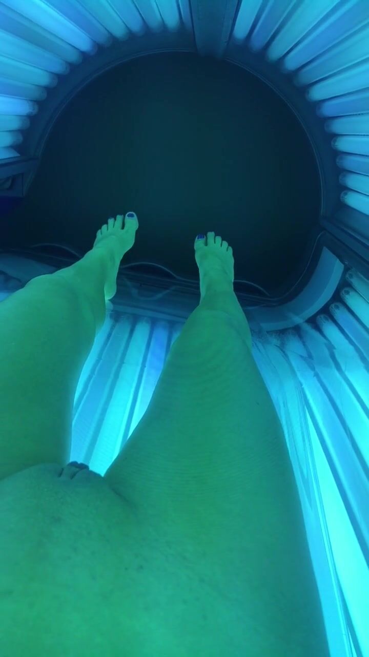 Daveneynicole Tanning Bed Masturbation Xxx Onlyfans Porn Videos