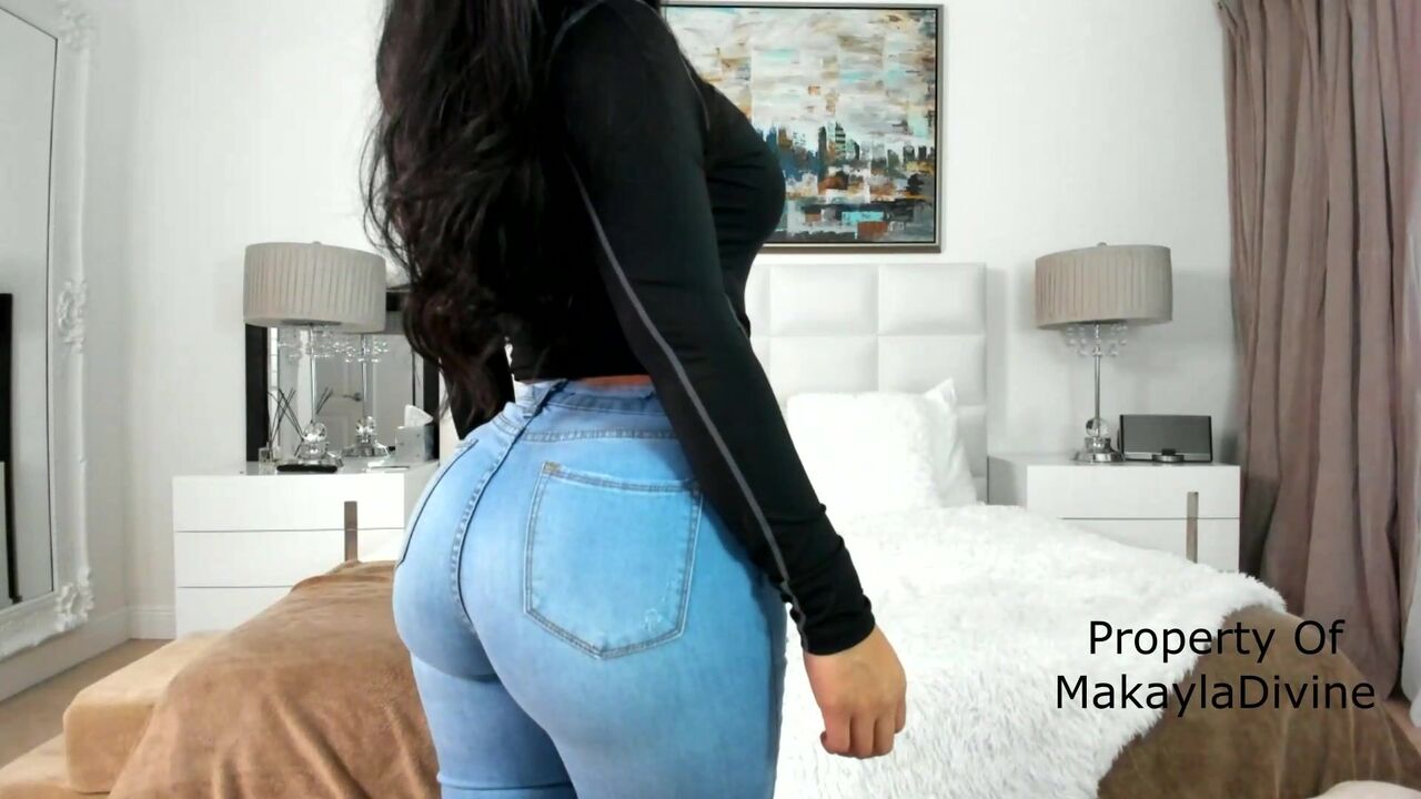 Makayla Divine worship my perfect ass pt 2 blue jeans xxx premium porn  videos - CamStreams.tv