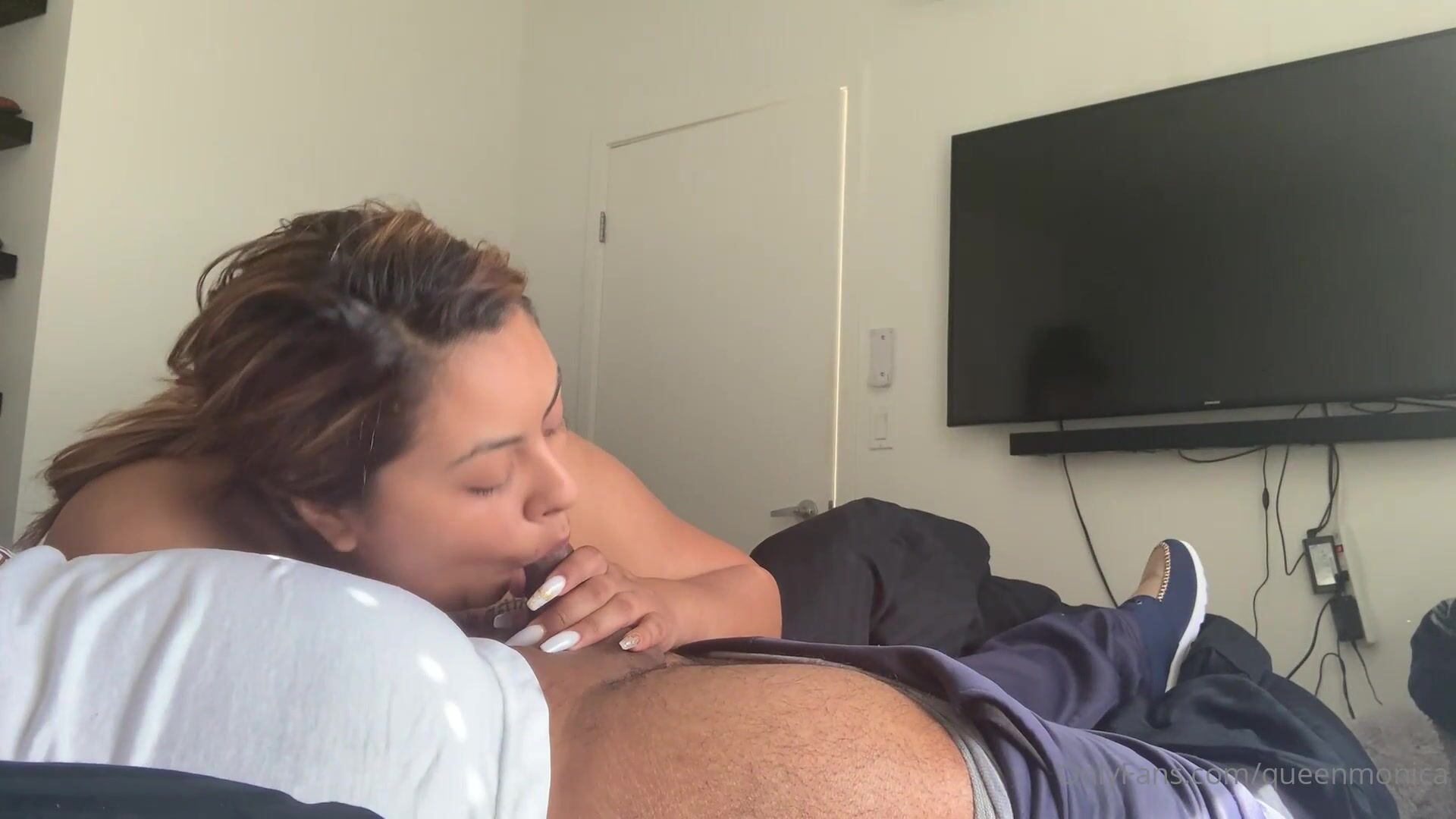 Queenmonica Giving him head this morning xxx onlyfans porn.