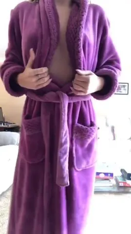 Dressing Gown - SerenityXX Watch strip out this dressing gown - OnlyFans free porn -  CamStreams.tv