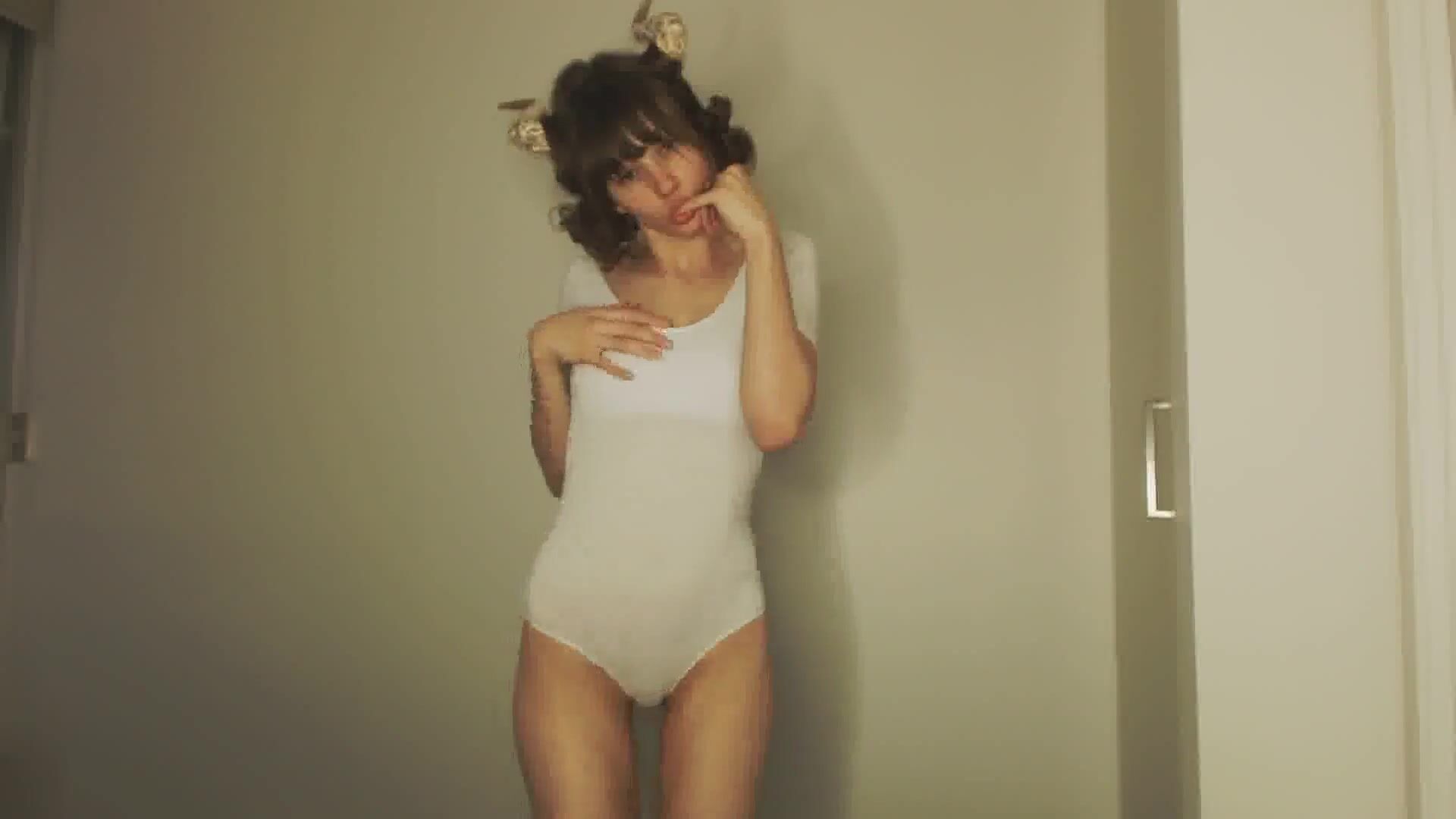 miss alice nude teasing xxx videos leaked