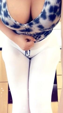 Misskirroyal – Big booty twerking and tease – HUGE ASS instagram thot