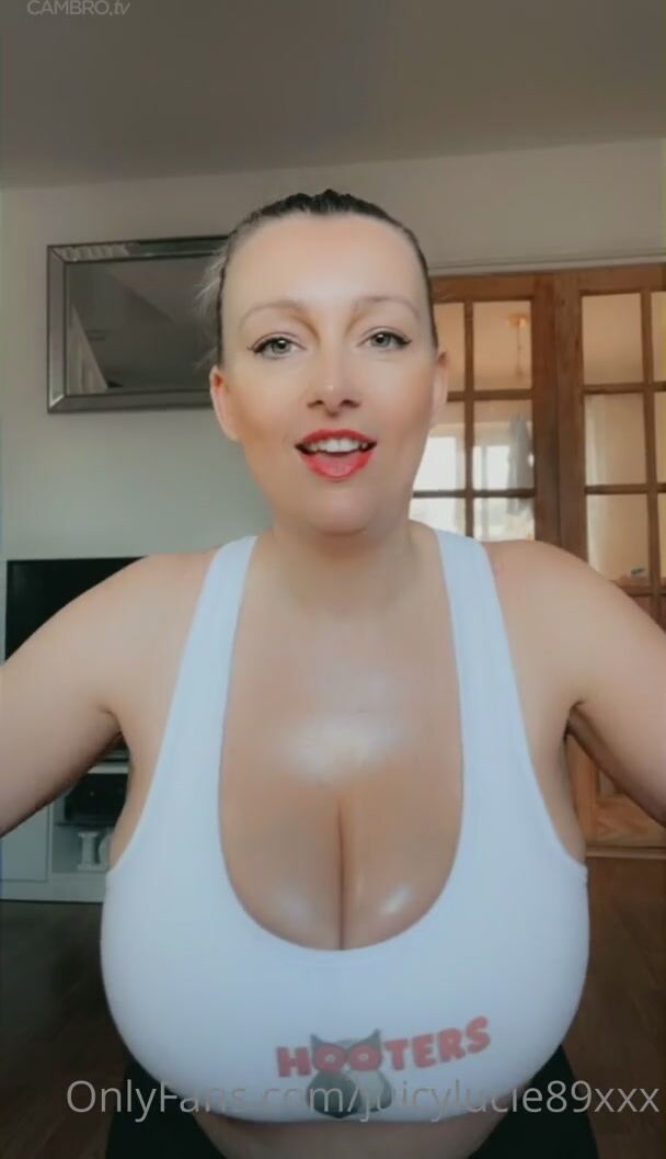 Juicylucie89xxx Titty Fuck 6