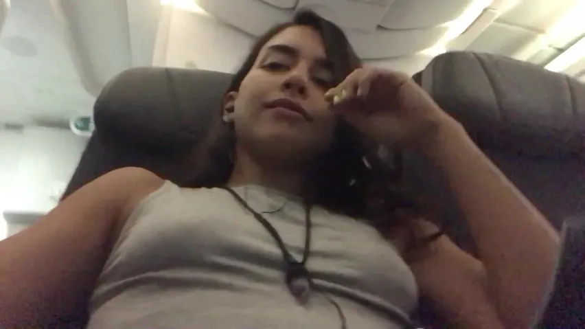 Areoplan Xxx Videos - Insatiablebabe 8hr flight lets play in the airplane xxx video -  CamStreams.tv