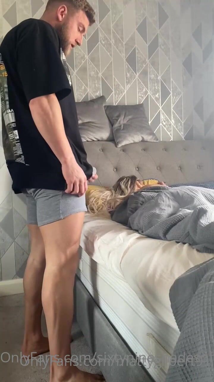 Mariagilbert91 theblondeadonis69 woke me up this morning decided he was  horny so i had no choice but to - CamStreams.tv