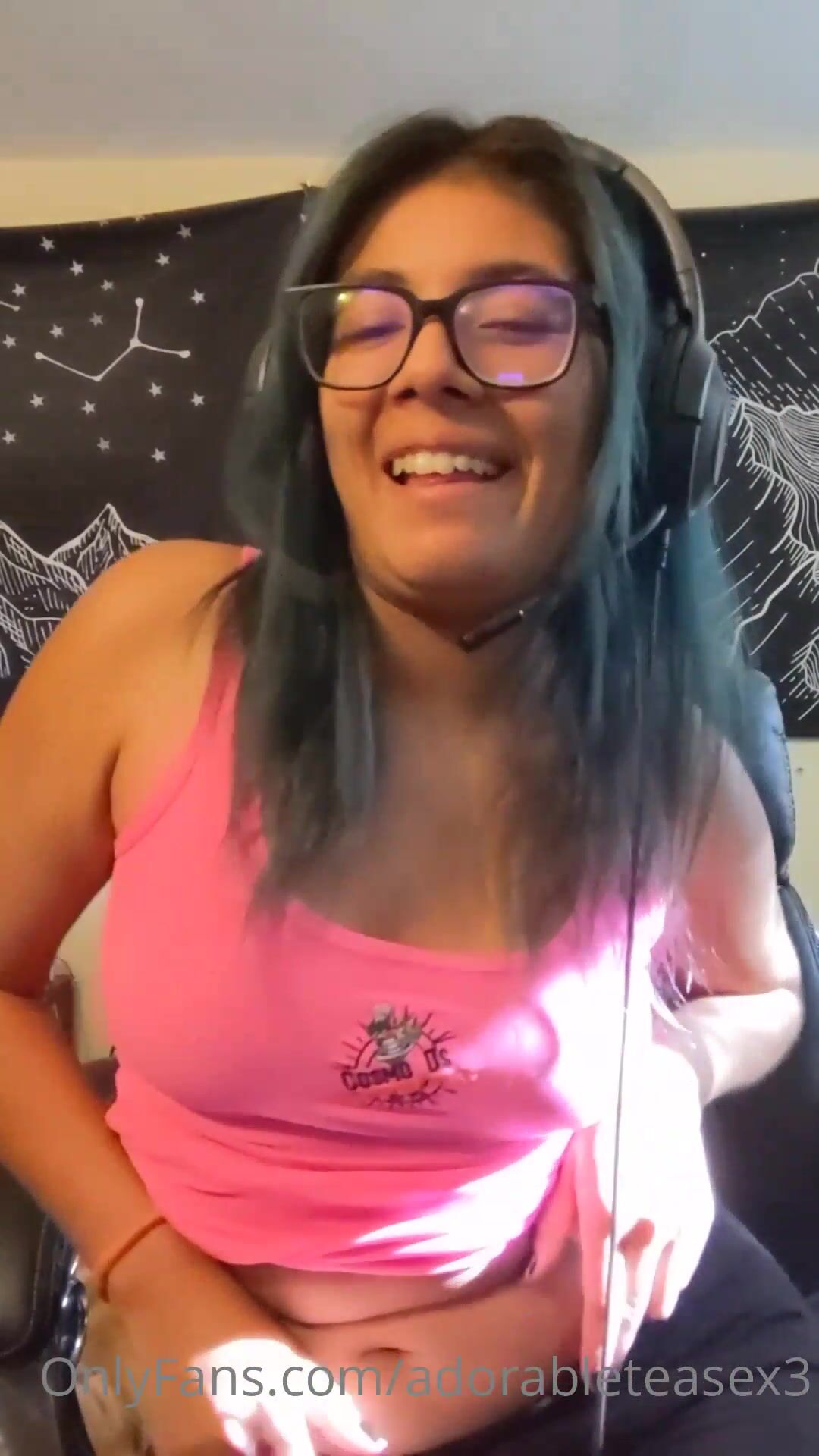 adorableteasex3 ya girl is dying of laughter because someone tried to refund their entire sub time but onl xxx onlyfans porn video