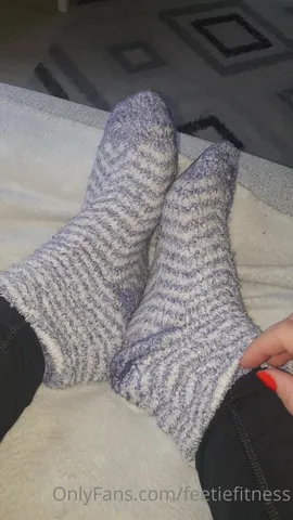 Slipper Socks Porn - Goddesssuzie26 slipper socks are comfy but i love the barefoot feeling  imagine how good they could fe xxx onlyfans porn video - CamStreams.tv