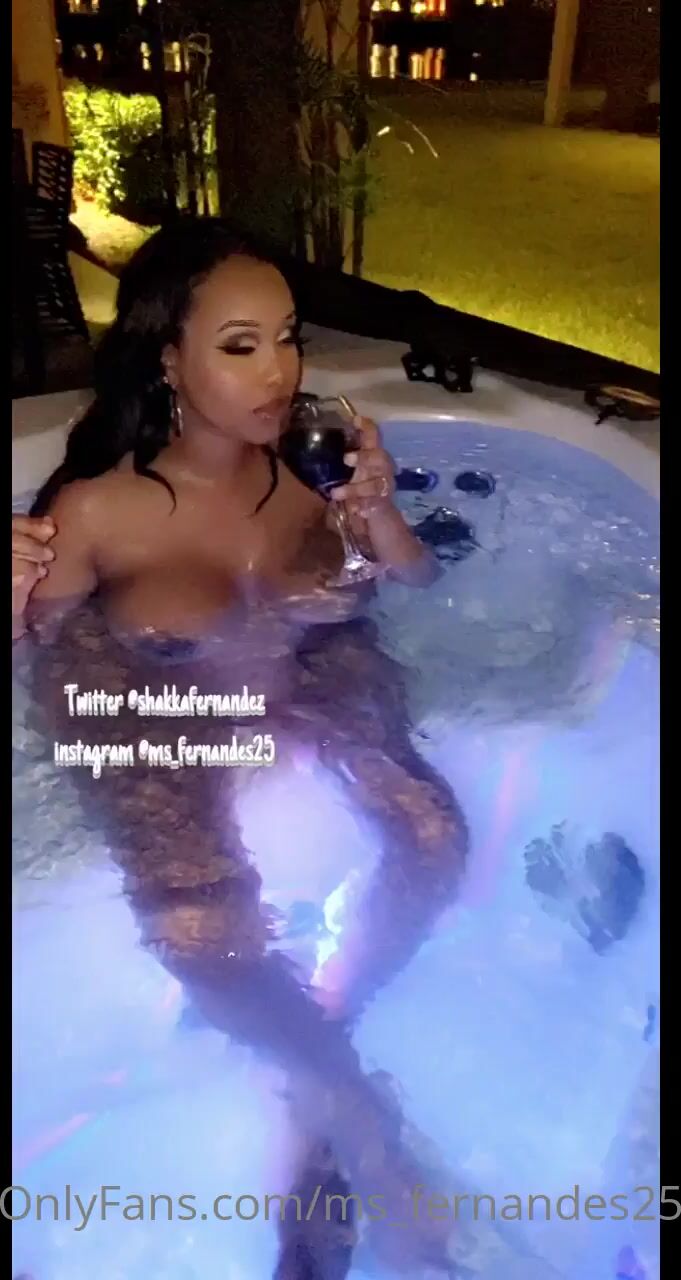 Ms fernandes25 it s still warm in florida xxx onlyfans porn video -  CamStreams.tv