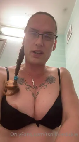 Tsnikkiedickie Made A Personal Video For Someone That Has Gave Me  Permission To Post It For You Guys On H xxx onlyfans porn videos -  CamStreams.tv