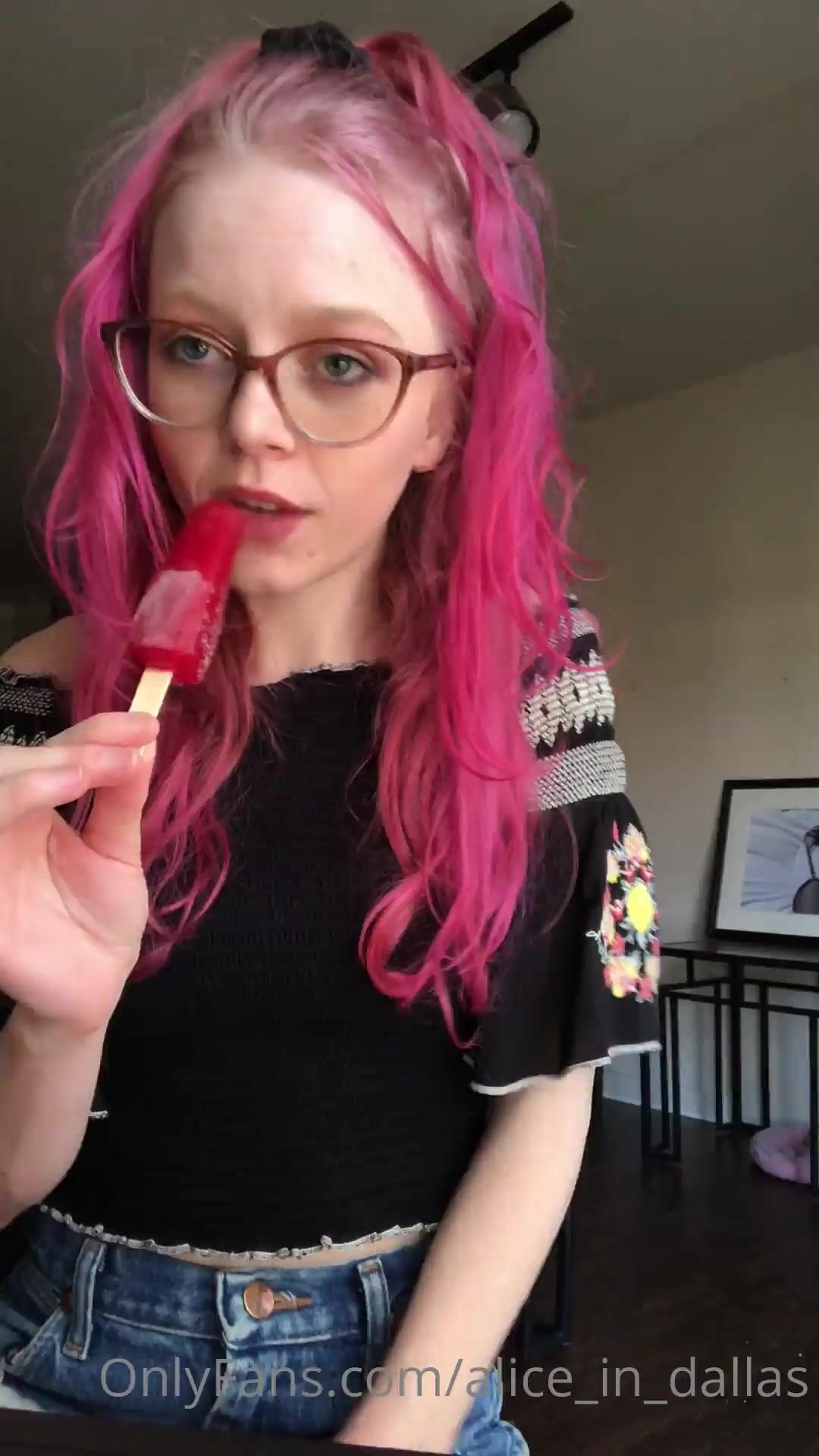 Ladyalicepayne Popsicle Part 2 Xxx Onlyfans Porn Videos Camstreamstv 
