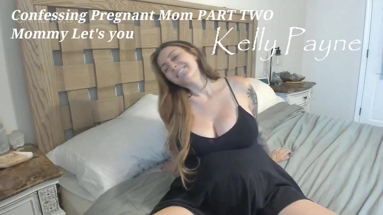 Pregnant kelly payne