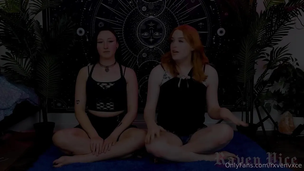 Rxvenvxce had amazing meditation session with ericacherry made both horny  that just xxx onlyfans porn videos - CamStreams.tv