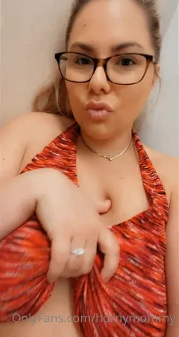 Hornymomms Com - Hornymommy mommys horny wanna sext if you see this send me your best dick  pic _â¤ï¸â€_â¤ xxx onlyfans porn videos - CamStreams.tv