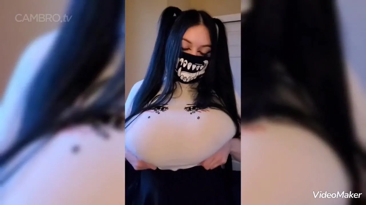 Esskayuwu- Titty Drop Compilation - CamStreams.tv