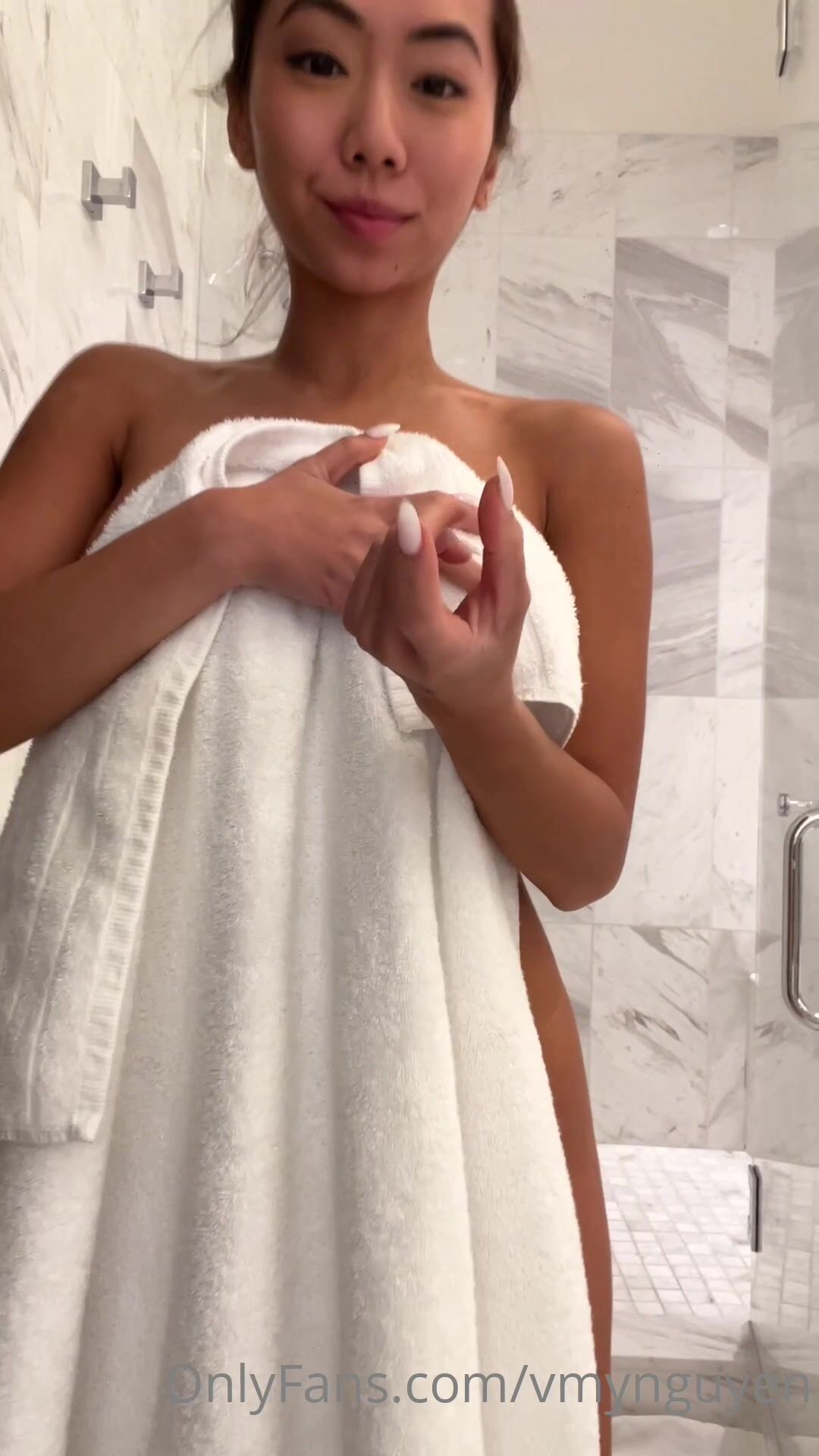 Victoria Nguyen Full Naked Shower Onlyfans Leaked - CamStreams.tv