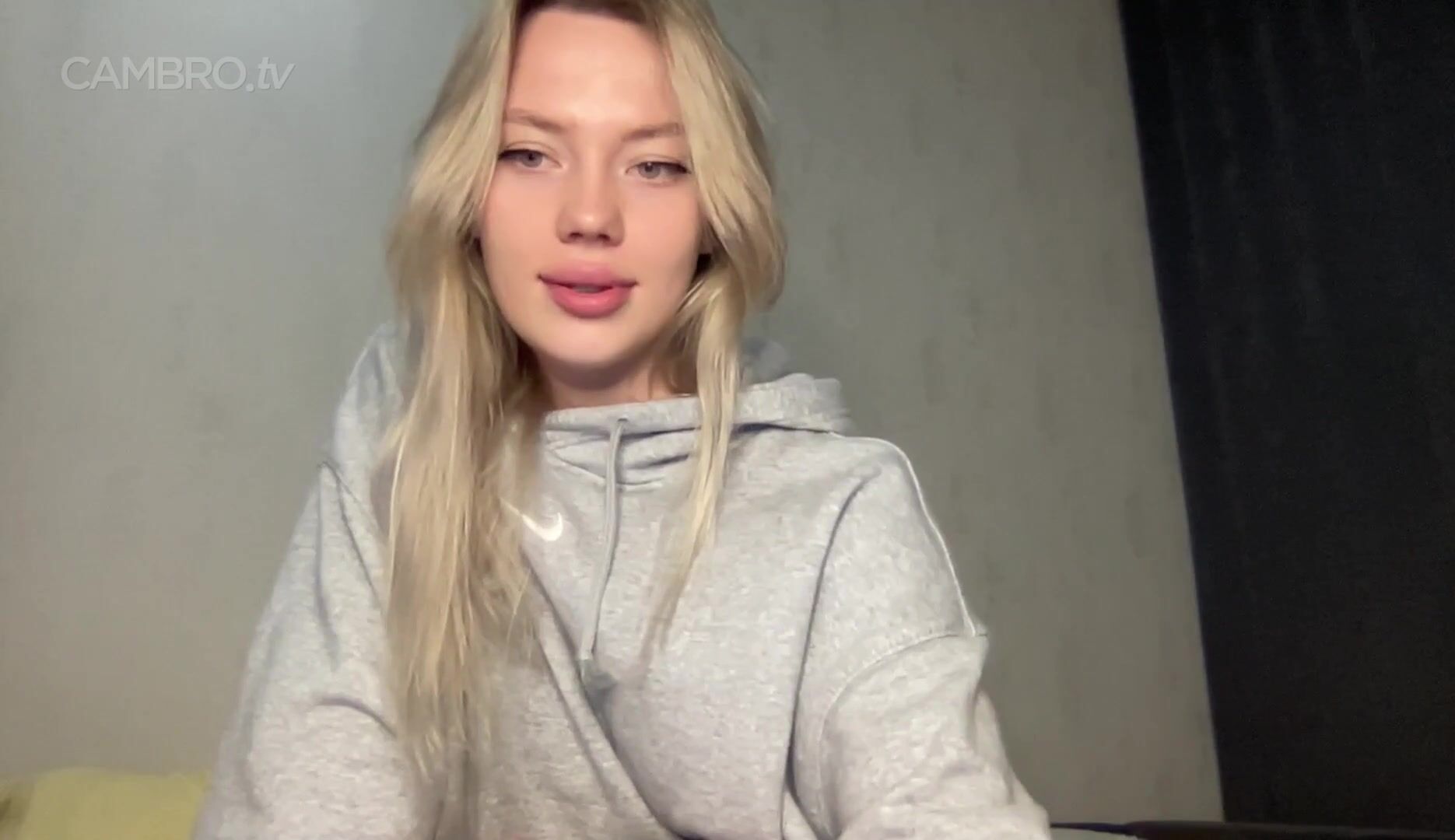 Angel From Skyy's pussy and boobs in the light